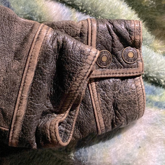 Brown distressed styled genuine leather jacket made by Route 66. Tight fitting. - Picture 6 of 10